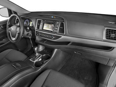 2016 Toyota Highlander LE V6