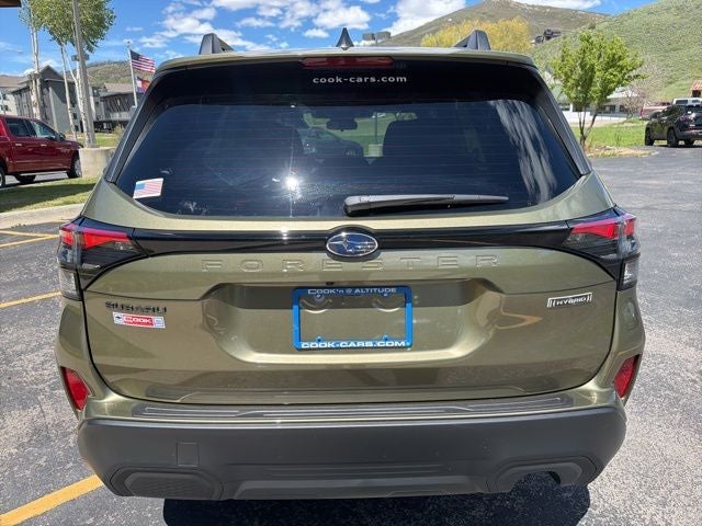 2026 Subaru FORESTER Premium Hybrid