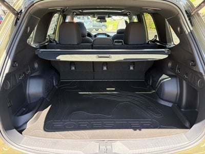 2026 Subaru FORESTER Premium Hybrid