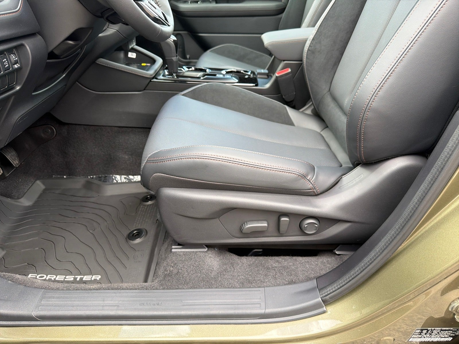 2026 Subaru FORESTER Touring Hybrid