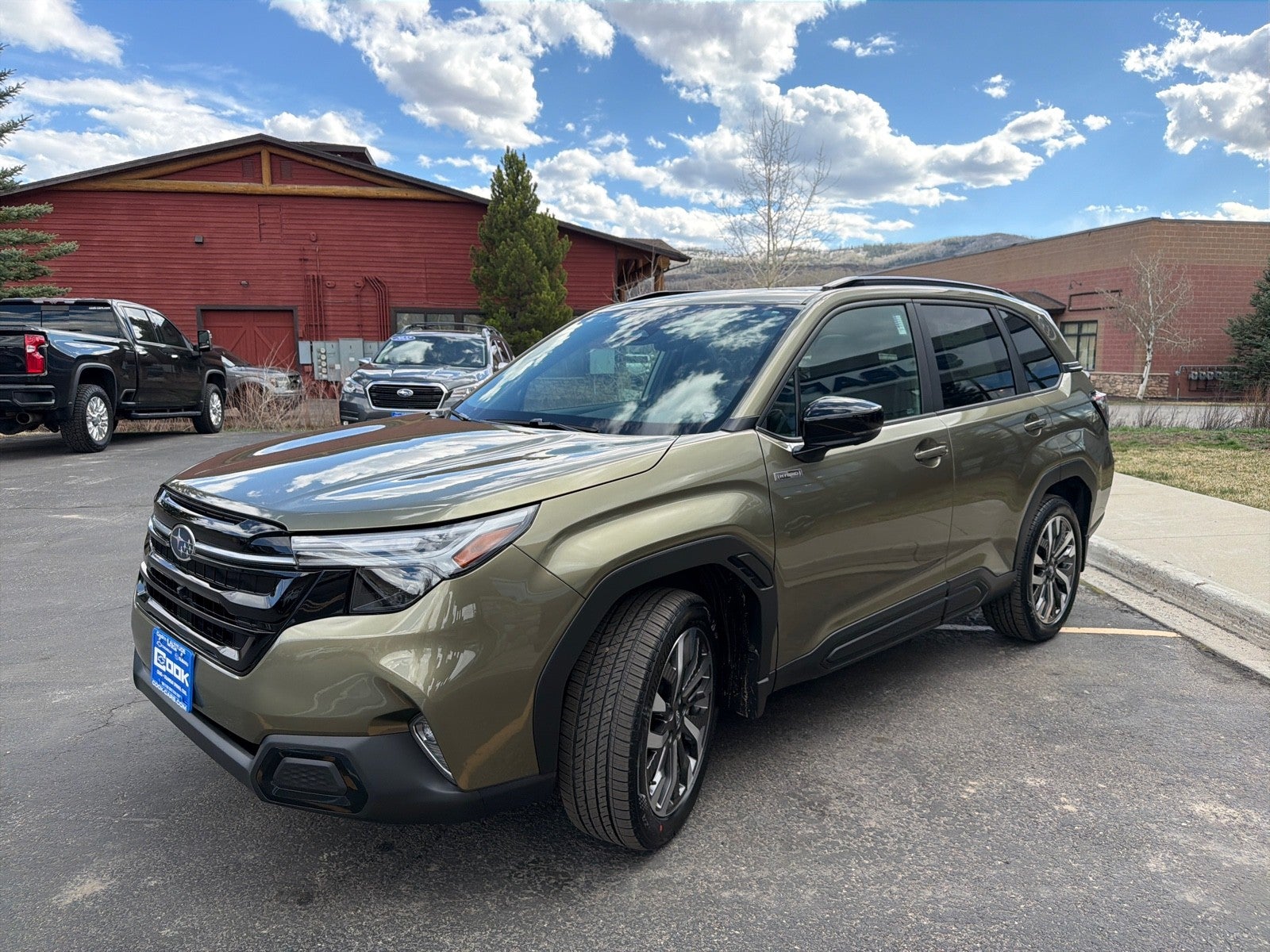 2026 Subaru FORESTER Touring Hybrid