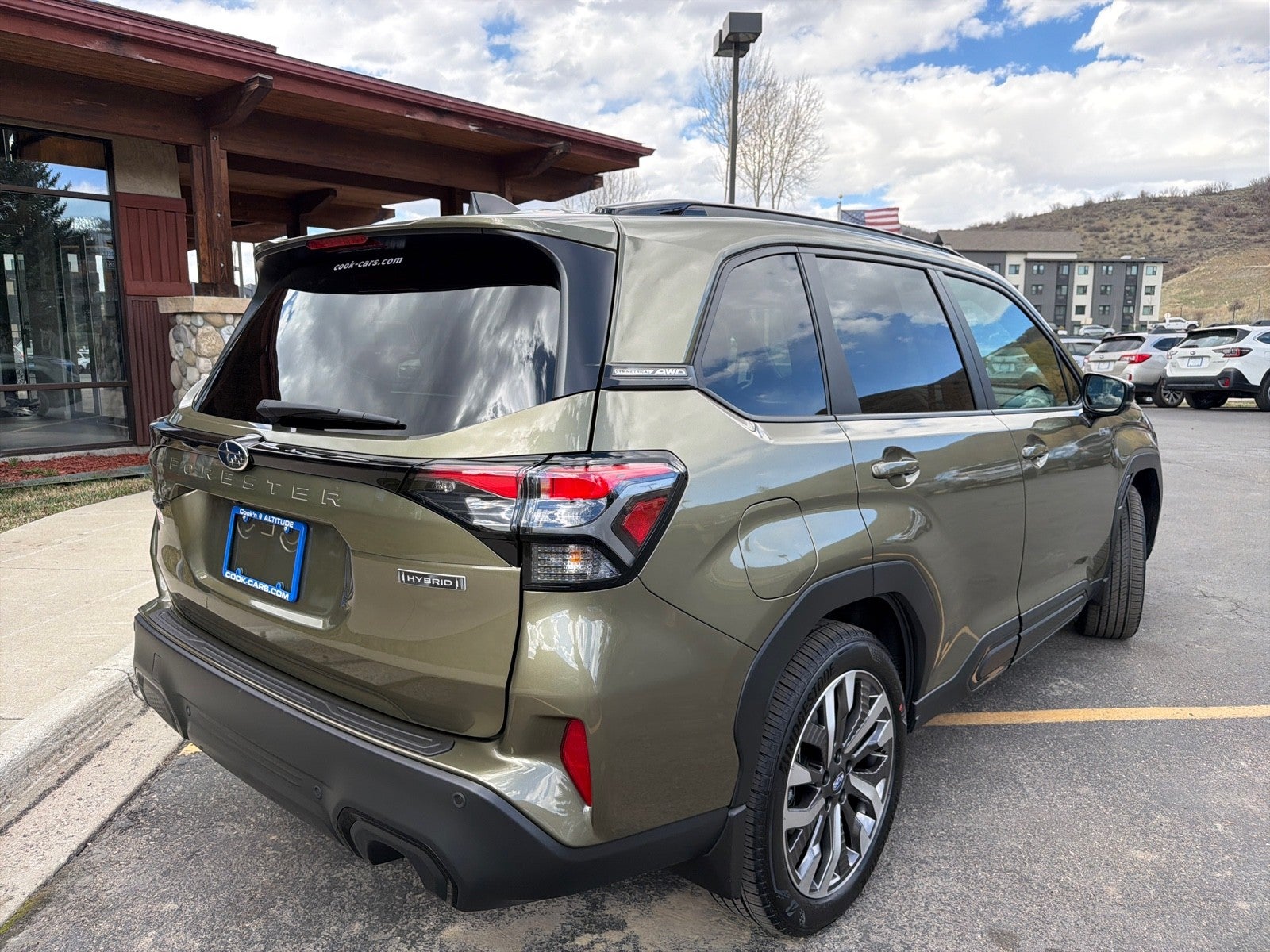 2026 Subaru FORESTER Touring Hybrid