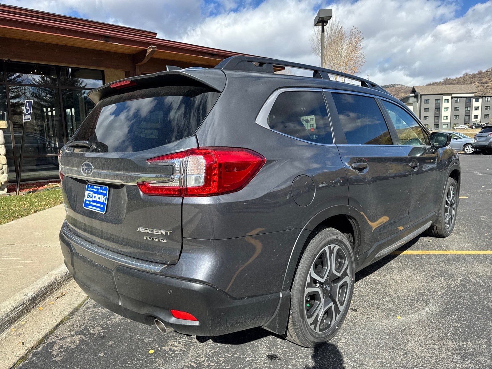 2025 Subaru ASCENT Limited 7 -Passenger