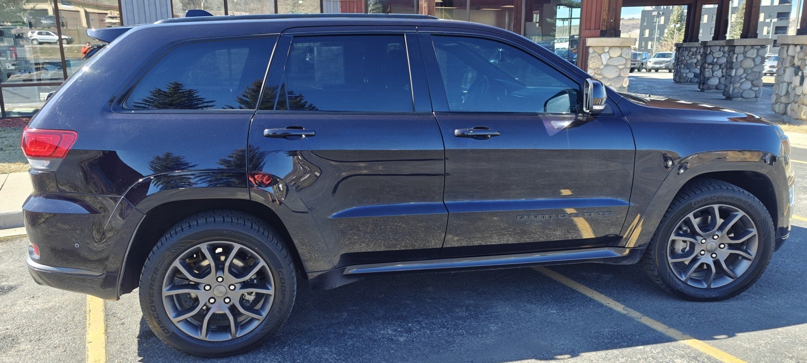 2020 Jeep Grand Cherokee Overland