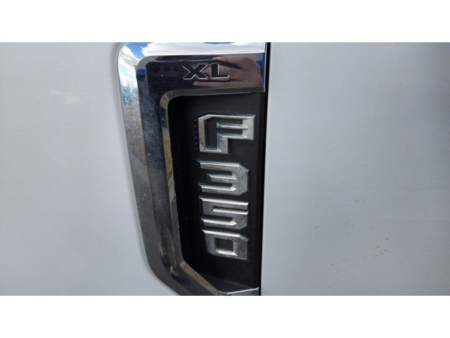 2018 Ford Super Duty F-350 DRW XL