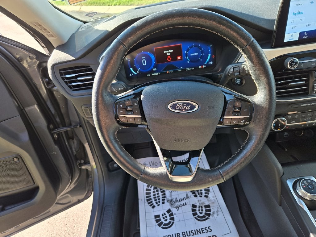 2022 Ford Escape Titanium