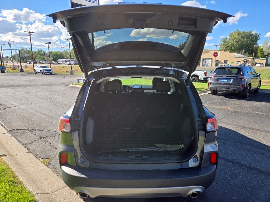 2022 Ford Escape Titanium