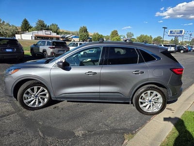 2022 Ford Escape Titanium
