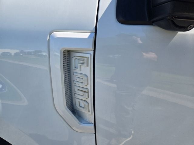 2022 Ford F-350SD Platinum
