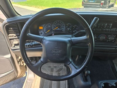 2000 Chevrolet Silverado 2500 LS