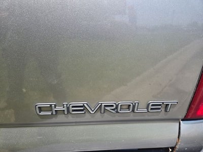 2000 Chevrolet Silverado 2500 LS