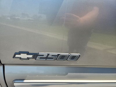 2000 Chevrolet Silverado 2500 LS
