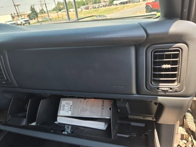 2000 Chevrolet Silverado 2500 LS