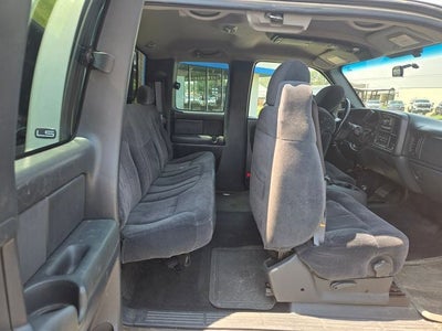 2000 Chevrolet Silverado 2500 LS