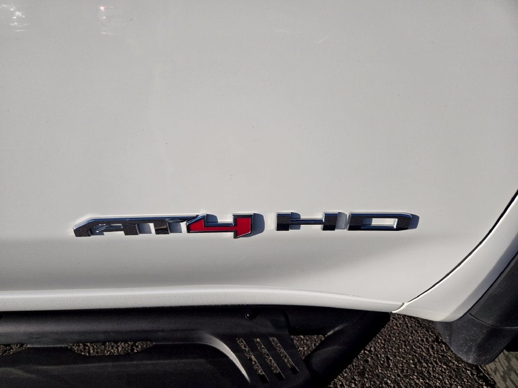2023 GMC Sierra 2500HD AT4