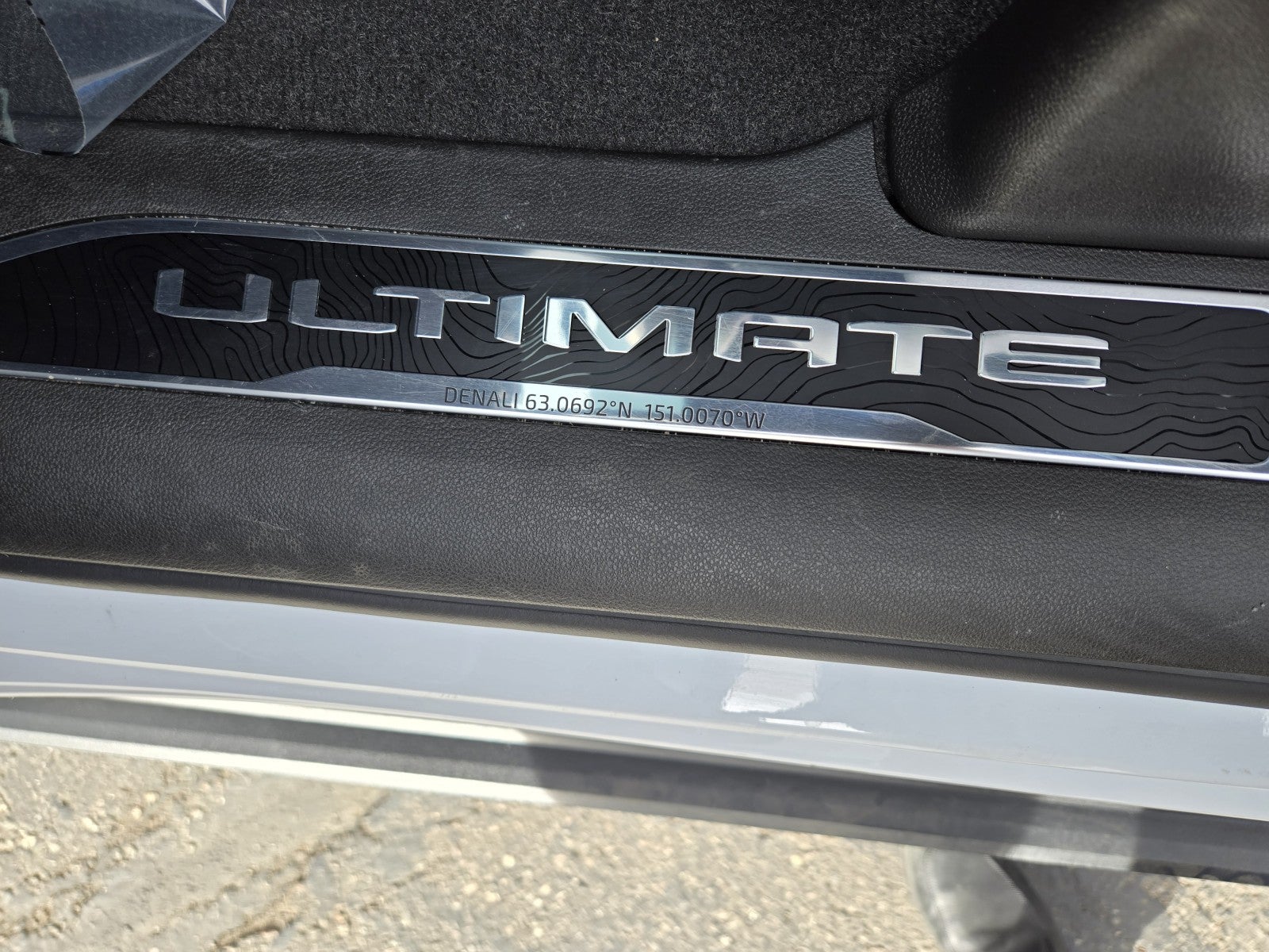 2024 GMC Sierra 2500HD Denali Ultimate