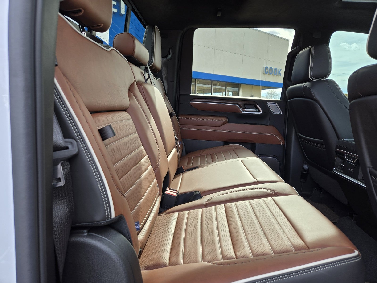 2024 GMC Sierra 2500HD Denali Ultimate