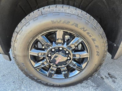 2025 GMC Sierra 3500HD AT4
