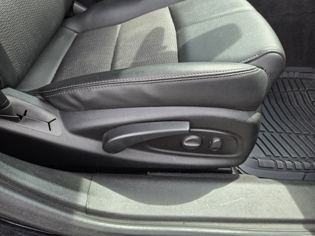 2017 Chevrolet Impala LT 1LT