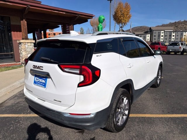 2023 GMC Terrain SLT