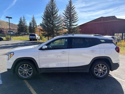 2023 GMC Terrain SLT