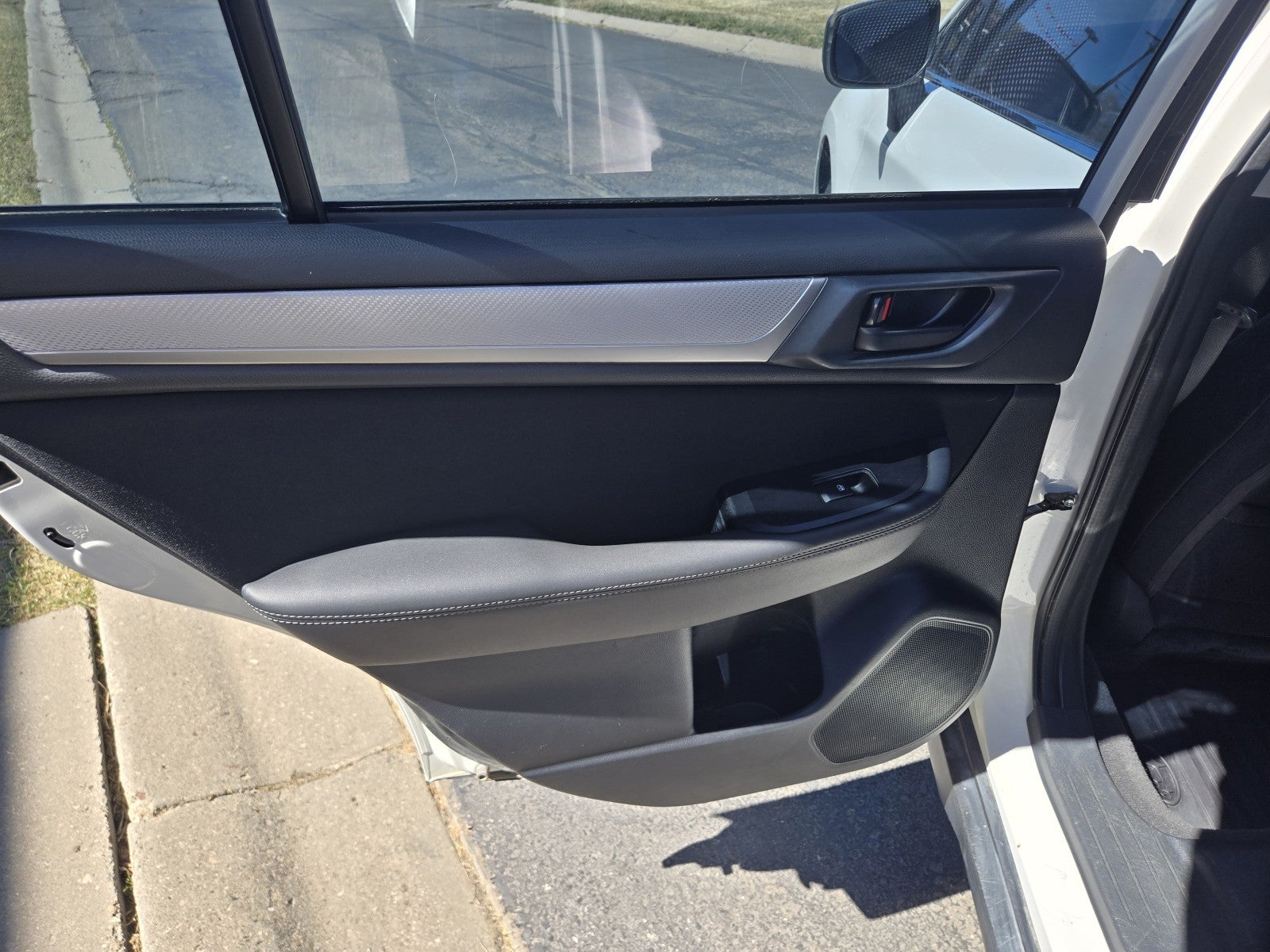 2019 Subaru Outback 2.5i