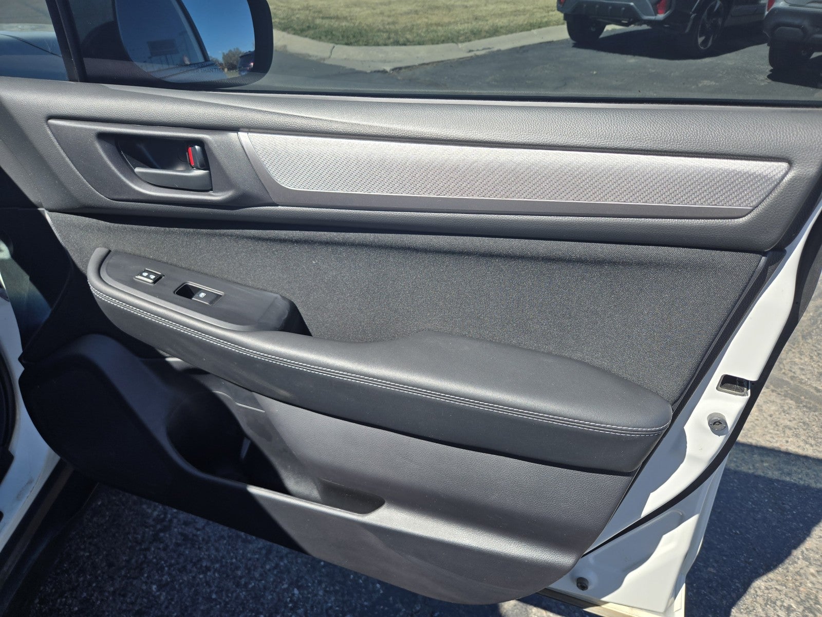 2019 Subaru Outback 2.5i