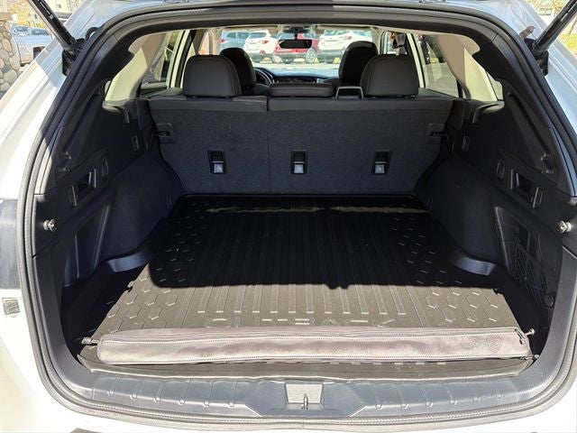 2021 Subaru Outback Onyx Edition XT