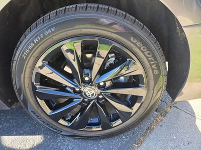 2024 Toyota Camry LE