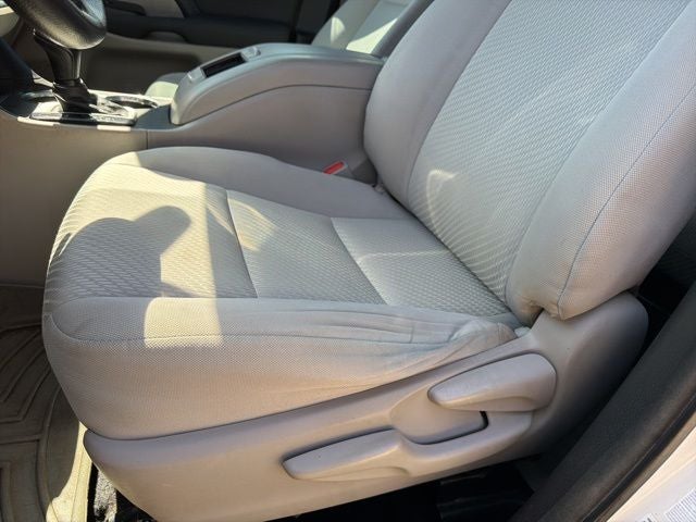 2016 Toyota Highlander LE V6