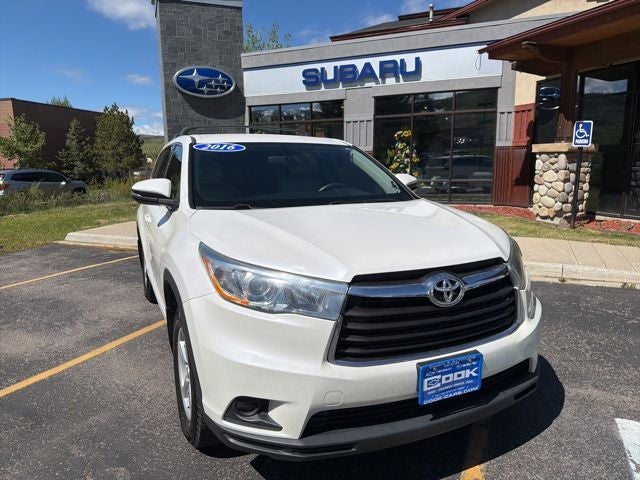 2016 Toyota Highlander LE V6