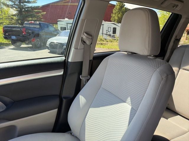 2016 Toyota Highlander LE V6