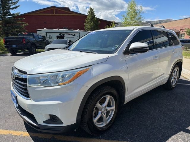 2016 Toyota Highlander LE V6