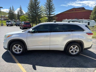 2016 Toyota Highlander LE V6