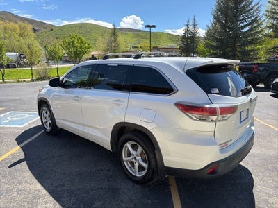 2016 Toyota Highlander LE V6