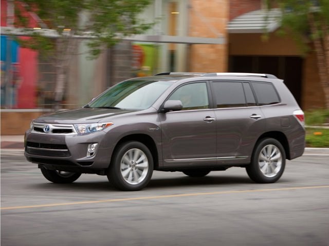 2012 Toyota Highlander SE