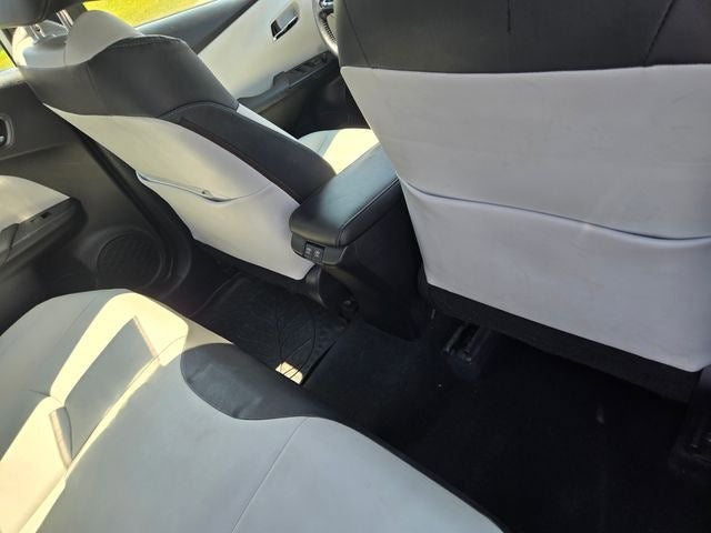 2019 Toyota Prius XLE AWD-e