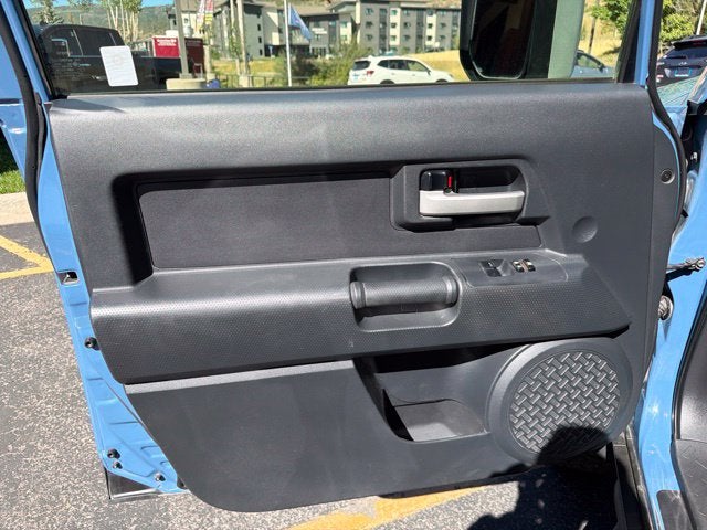 2013 Toyota FJ Cruiser Base