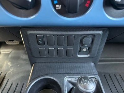 2013 Toyota FJ Cruiser Base