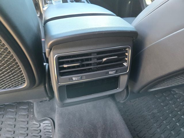 2024 Audi SQ8 4.0T Prestige quattro