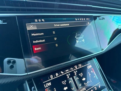 2024 Audi SQ8 4.0T Prestige quattro