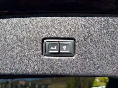2024 Audi SQ8 4.0T Prestige quattro