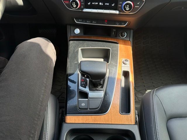 2023 Audi Q5 45 S line Premium quattro