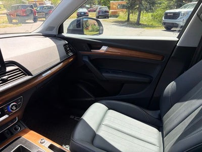 2023 Audi Q5 45 S line Premium quattro