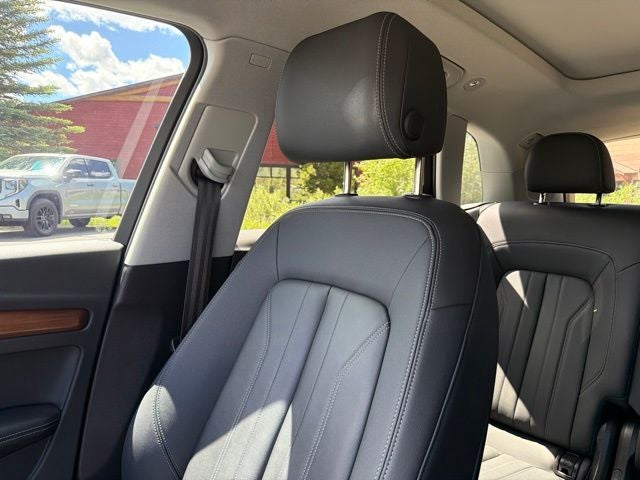 2023 Audi Q5 45 S line Premium quattro
