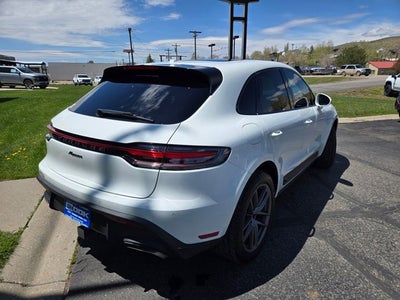 2022 Porsche Macan Base