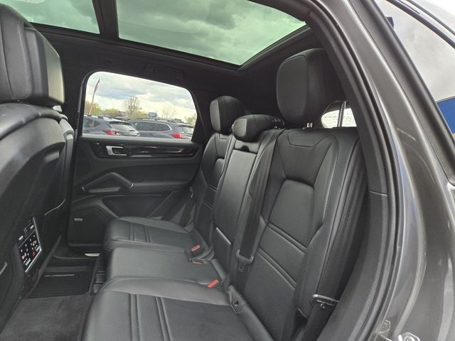 2020 Porsche Cayenne Base