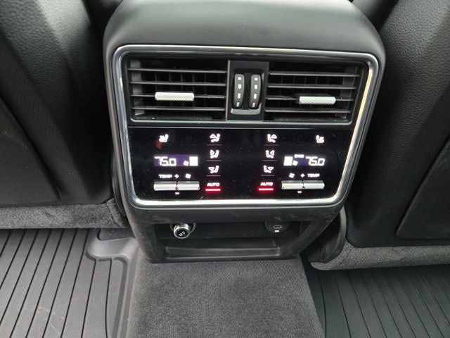 2020 Porsche Cayenne Base
