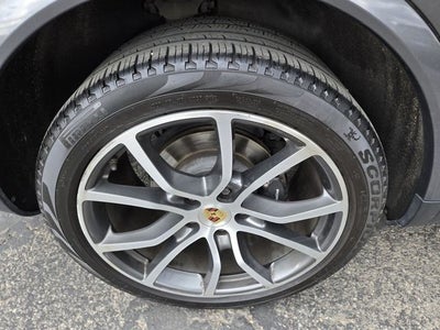 2020 Porsche Cayenne Base