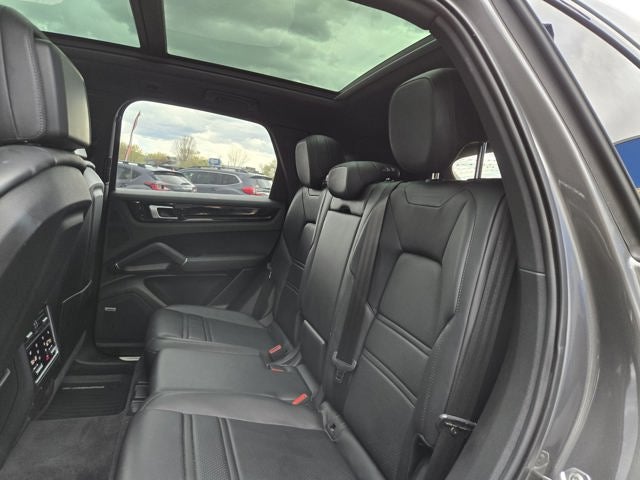 2020 Porsche Cayenne Base